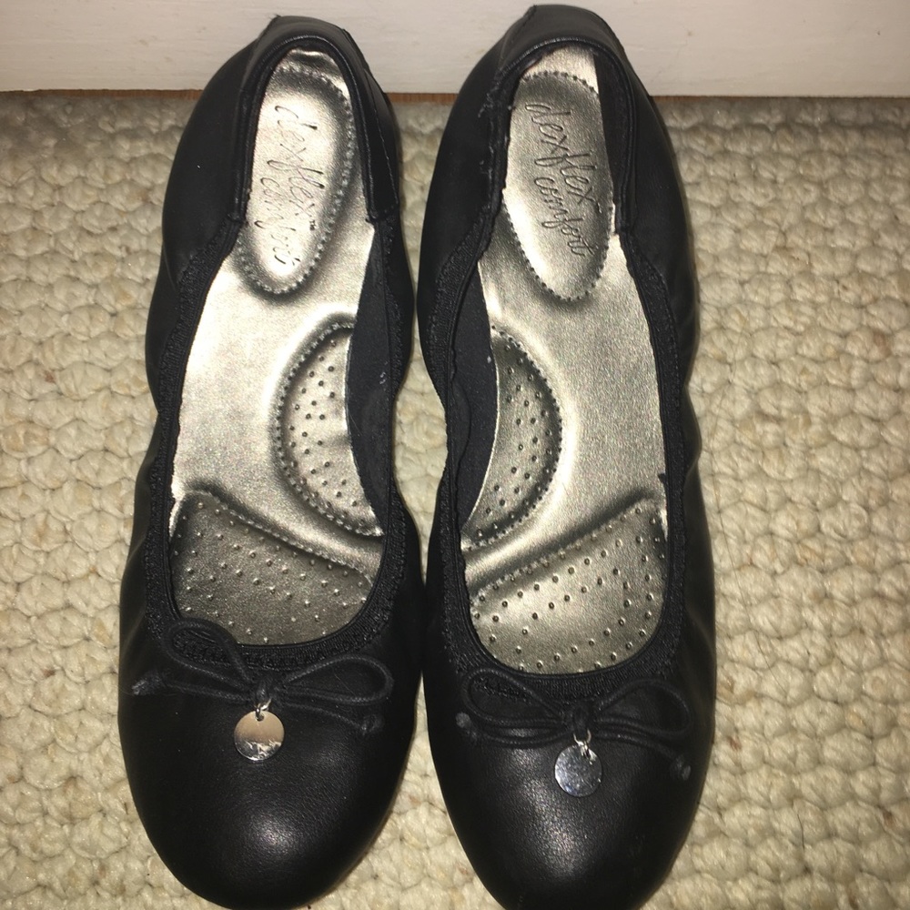 Dexflex Comfort Black Flats Size 9
